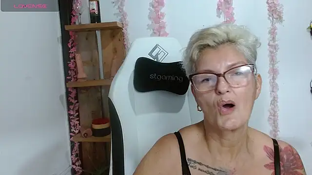 bety-cum2 online show from 23, 7, 2026