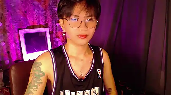 Snapshot of Sexy_Handsome_Drex chatting on 10, 12, 2024 Sexy Handsome Drex online show from 10, 12, 2024