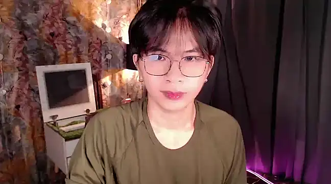 Snapshot of Sexy_Handsome_Drex chatting on 29, 12, 2024 Sexy Handsome Drex online show from 29, 12, 2024