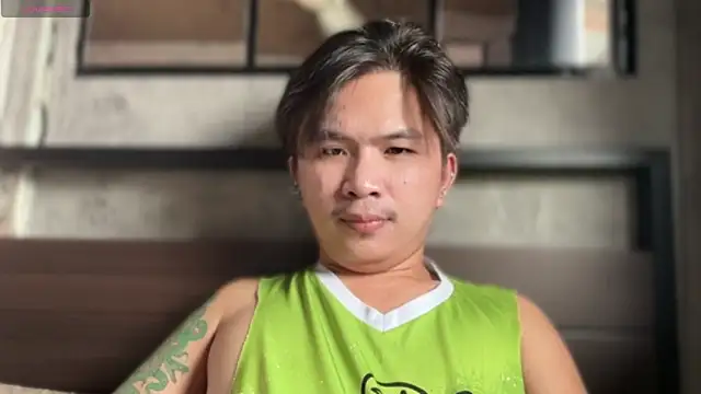 Snapshot of Sexy_Handsome_Drex chatting on 5, 3, 2026 Sexy Handsome Drex online show from 5, 3, 2026