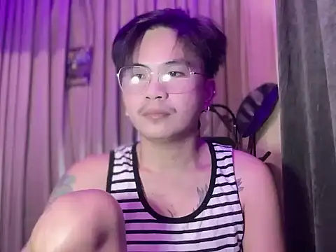 Snapshot of Sexy_Handsome_Drex chatting on 7, 3, 2026 Sexy Handsome Drex online show from 7, 3, 2026