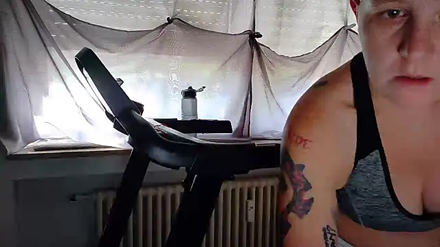 Snapshot of wetgerman_2 chatting on 4, 7, 2026 wetgerman 2 online show from 4, 7, 2026
