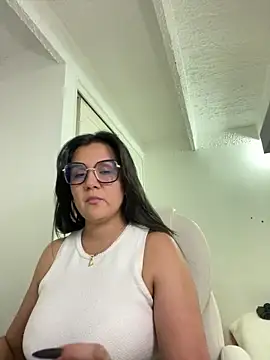 SWEETLILY18 online show from 21, 1, 2025