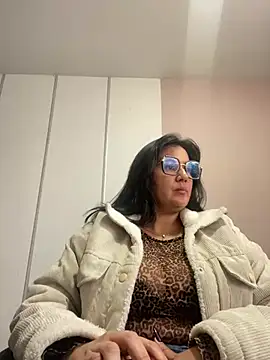 SWEETLILY18 online show from 29, 1, 2025