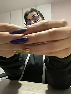 SWEETLILY18 online show from 7, 2, 2025