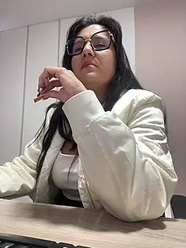 SWEETLILY18 online show from 13, 3, 2025