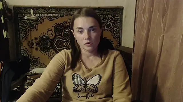 Snapshot of AlisaLaDiva chatting on 8, 9, 2025 AlisaLaDiva online show from 8, 9, 2025