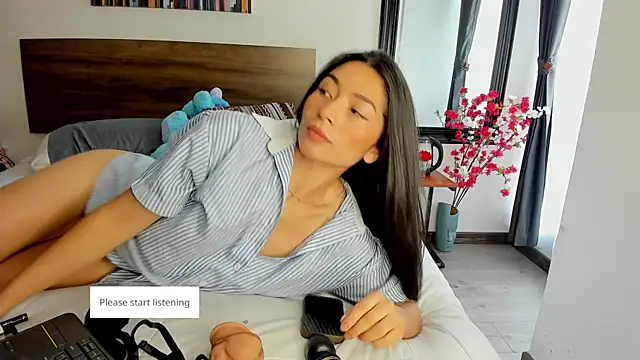 Ginebraa Saenz online show from 25, 9, 2025