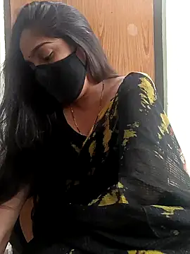 Snapshot of yoursana- chatting on 4, 2, 2025 yoursana- online show from 4, 2, 2025