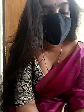 Snapshot of yoursana- chatting on 7, 3, 2025 yoursana- online show from 7, 3, 2025