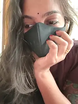 Snapshot of yoursana- chatting on 19, 12, 2025 yoursana- online show from 19, 12, 2025