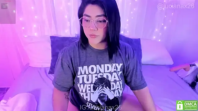 lucy26  online show from 19, 12, 2025