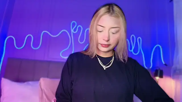 Sofly s online show from 2, 5, 2026