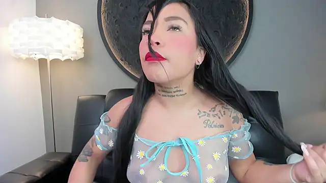 miss vaiolette online show from 17, 1, 2025