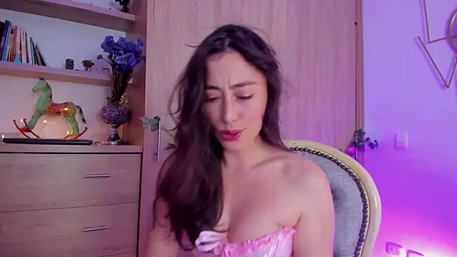 Amatiista online show from 7, 3, 2026