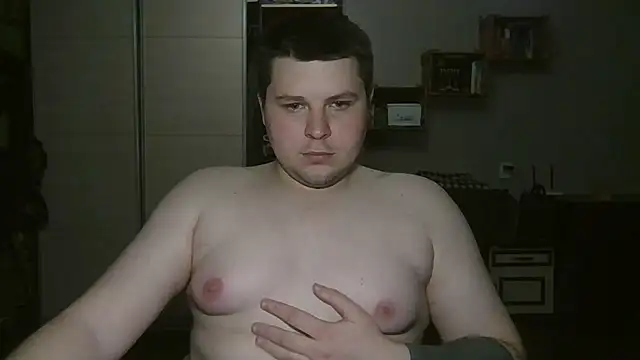 Snapshot of Volshebnik130_ chatting on 4, 3, 2025 Volshebnik130  online show from 4, 3, 2025