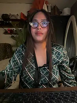 BigDominaMia online show from 18, 7, 2026