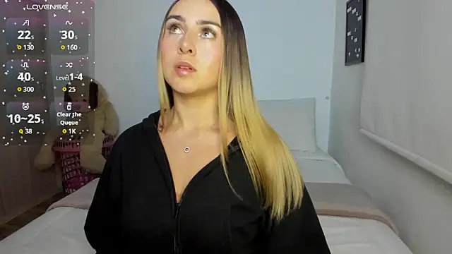 Snapshot of sophi_mooreno chatting on 21, 4, 2026 sophi mooreno online show from 21, 4, 2026