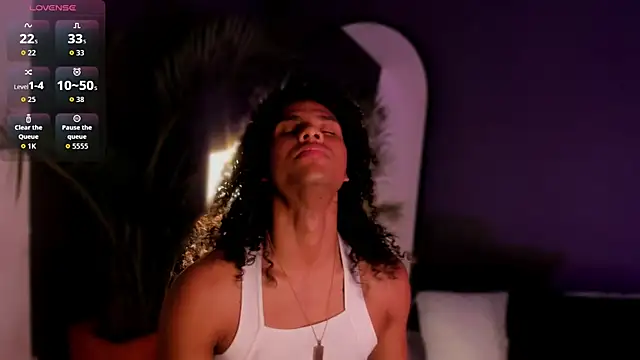 Snapshot of Lucas_eevans chatting on 17, 12, 2025 Lucas eevans online show from 17, 12, 2025