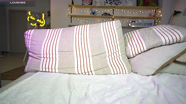 Snapshot of yourprettykate chatting on 7, 3, 2025 yourprettykate online show from 7, 3, 2025