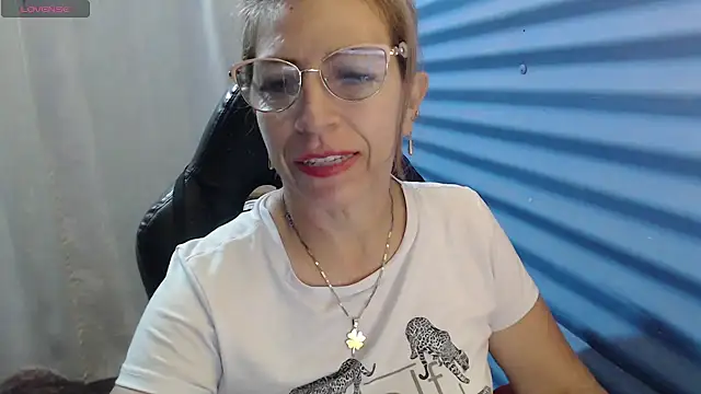 Chayla Ruiz online show from 2, 5, 2026