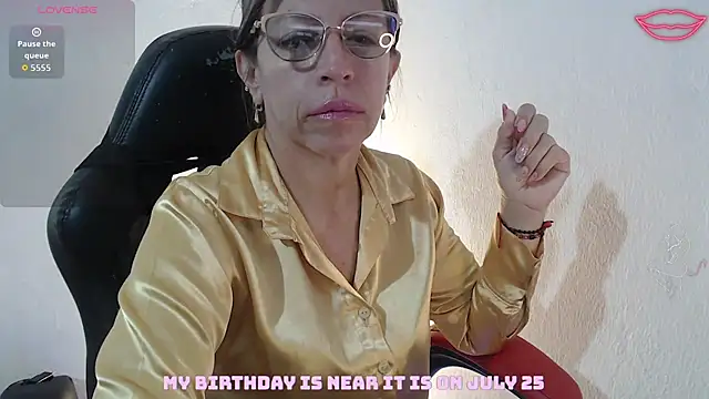 Chayla Ruiz online show from 20, 7, 2026