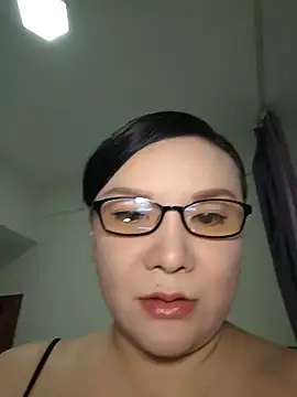 LILYsweetfcup online show from 23, 7, 2026