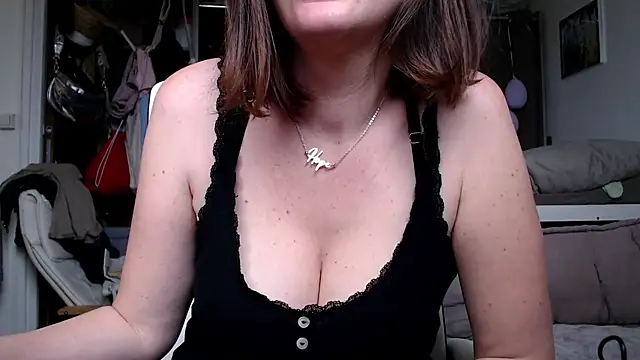 FunnyAly online show from 4, 5, 2026
