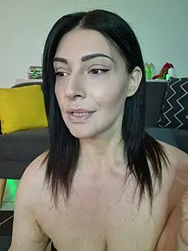 Snapshot of AryaSummersReal chatting on 25, 6, 2026 AryaSummersReal online show from 25, 6, 2026