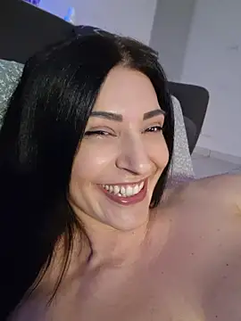Snapshot of AryaSummersReal chatting on 6, 7, 2026 AryaSummersReal online show from 6, 7, 2026