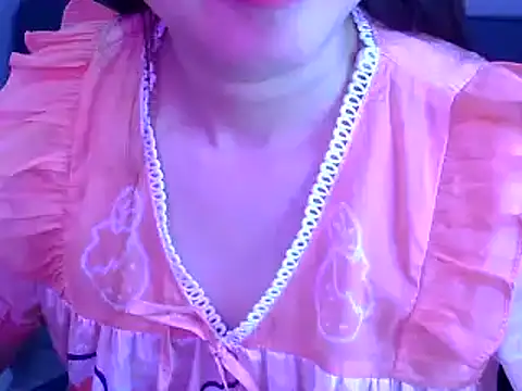 Bee 2k online show from 25, 6, 2026
