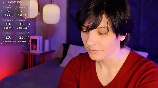 LorenDaze online show from 6, 5, 2026