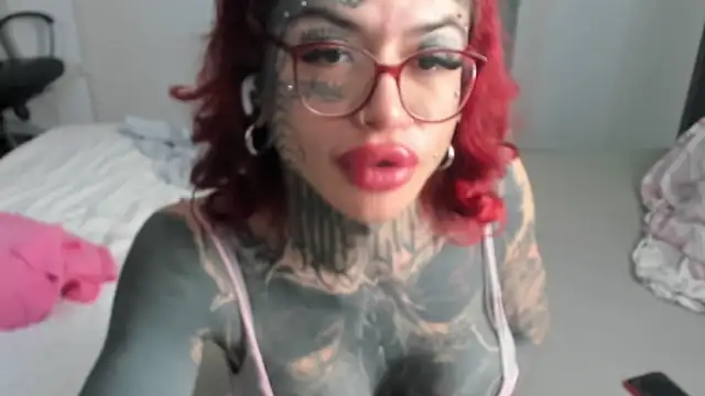 tamarapervert online show from 29, 4, 2026