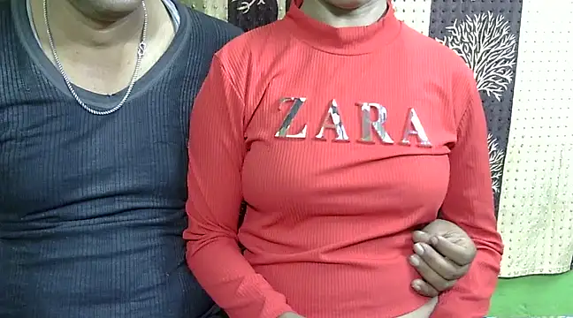 Snapshot of Indian_Horny_Wife chatting on 17, 1, 2025 Indian Horny Wife online show from 17, 1, 2025