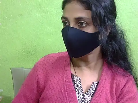 Snapshot of Indian_Horny_Wife chatting on 17, 12, 2025 Indian Horny Wife online show from 17, 12, 2025