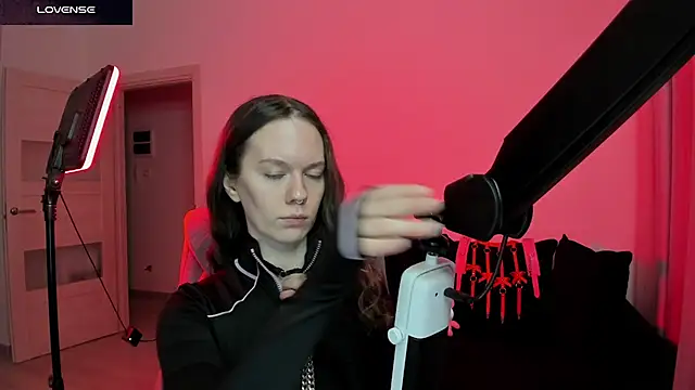 DivineBite online show from 5, 3, 2026