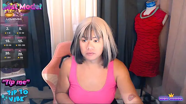 Snapshot of MagnificatMistress chatting on 24, 11, 2025 MagnificatMistress online show from 24, 11, 2025