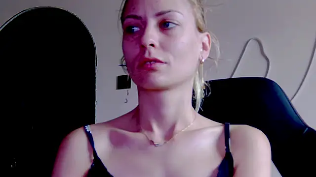 karo123421 online show from 15, 11, 2025