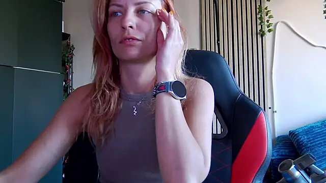 Snapshot of karo123421 chatting on 28, 6, 2026 karo123421 online show from 28, 6, 2026
