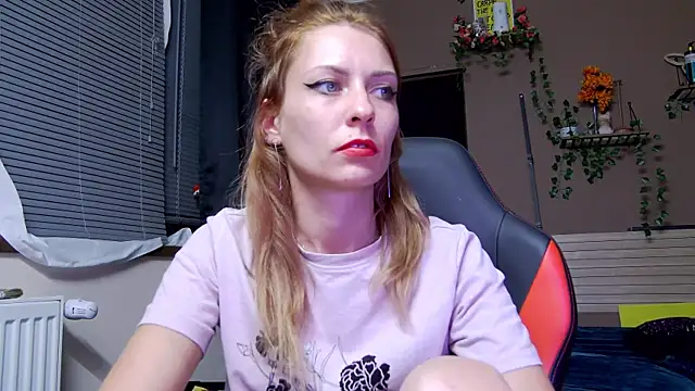 Snapshot of karo123421 chatting on 23, 7, 2026 karo123421 online show from 23, 7, 2026