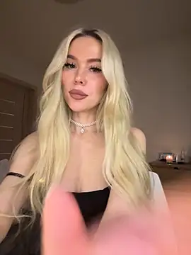 xDinnax online show from 2, 11, 2025