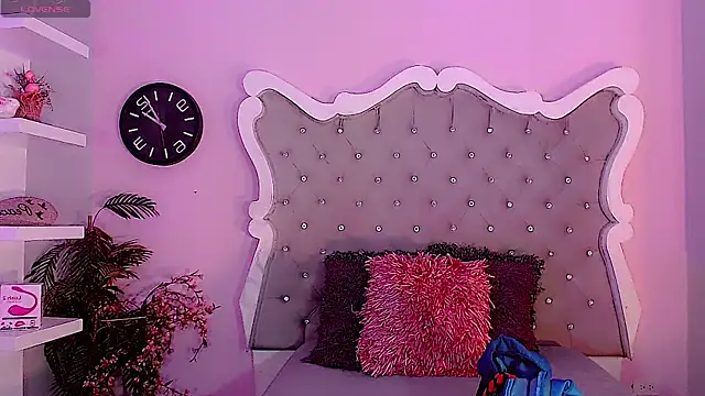 LeyXandrabraz online show from 14, 12, 2025