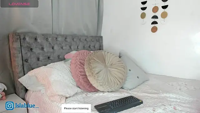 Kianna   online show from 4, 8, 2026