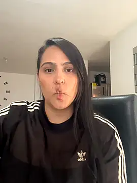 kendall 52 online show from 17, 9, 2025