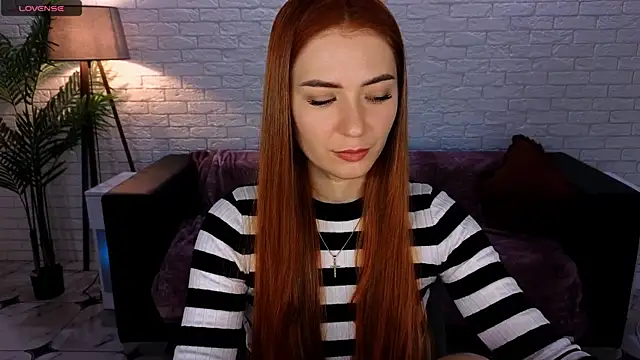 Snapshot of Adelyna_Bird chatting on 9, 1, 2025 Adelyna Bird online show from 9, 1, 2025