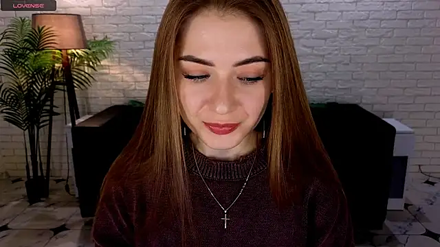 Snapshot of Adelyna_Bird chatting on 6, 3, 2025 Adelyna Bird online show from 6, 3, 2025