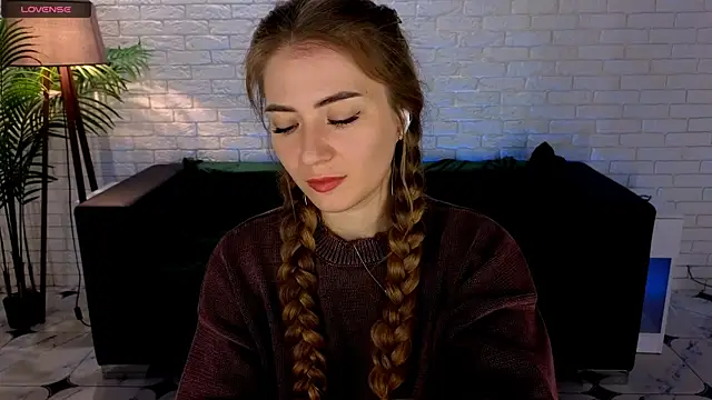 Snapshot of Adelyna_Bird chatting on 17, 3, 2025 Adelyna Bird online show from 17, 3, 2025