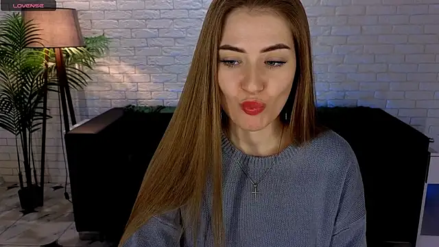 Snapshot of Adelyna_Bird chatting on 20, 3, 2025 Adelyna Bird online show from 20, 3, 2025