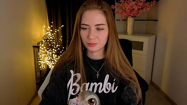 Snapshot of Adelyna_Bird chatting on 19, 2, 2026 Adelyna Bird online show from 19, 2, 2026