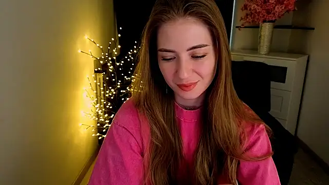 Snapshot of Adelyna_Bird chatting on 16, 3, 2026 Adelyna Bird online show from 16, 3, 2026